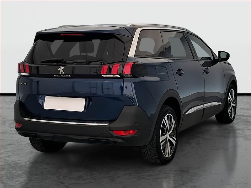 Peugeot 5008 (2023) PureTech 130 - fotka 5 z 22