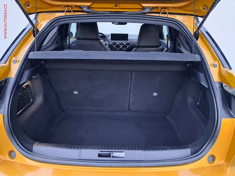 DS Automobiles DS3 Crossback (2020) 1.2PT Performance, AT, LED - fotka 7 z 20