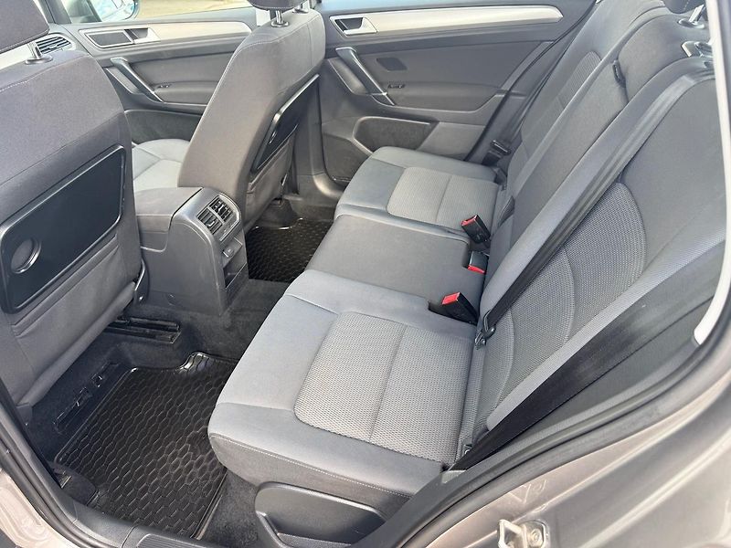 Volkswagen Golf Sportsvan 1.4 TSI 92kW Comfortline Panor - fotka 11 z 20