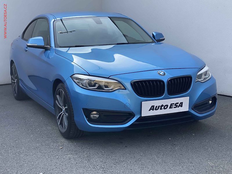 BMW Řada 2 (2019) 2.0d 218d, ČR, LED, navi - fotka 1 z 18