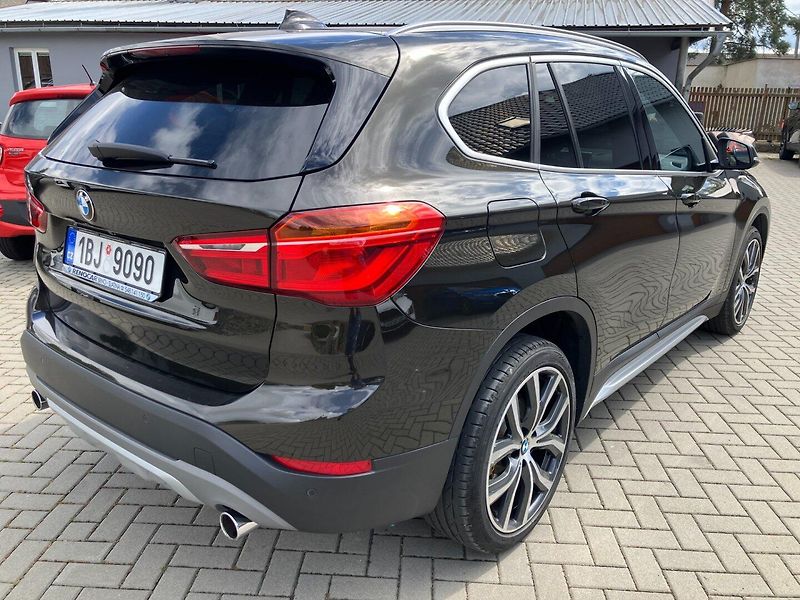 BMW X1 (2016) X-DRIVE 2.0d 140kW HEAD-UP,ČR - fotka 5 z 30