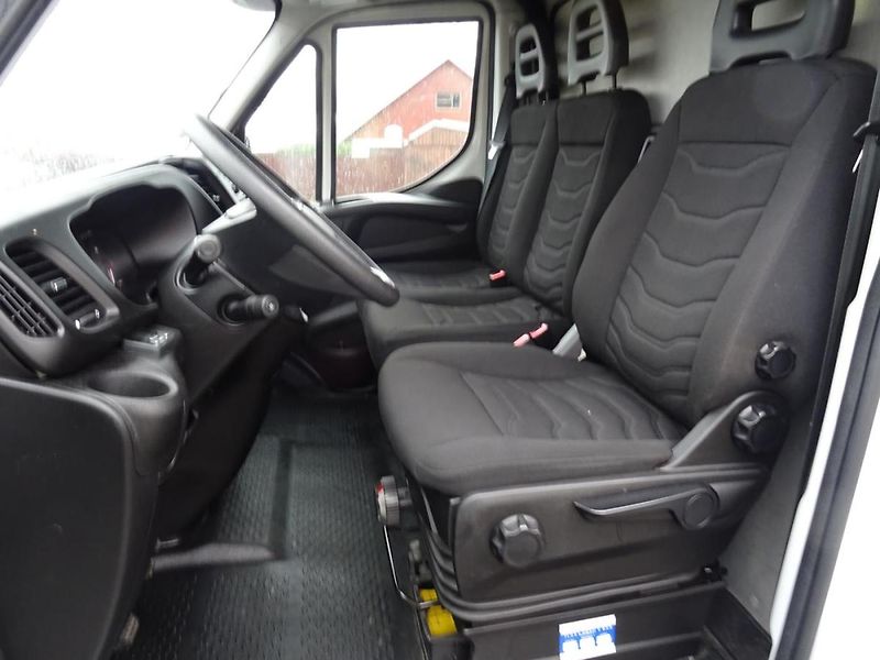 Iveco Daily 35S17 10 Palet AC - fotka 12 z 20