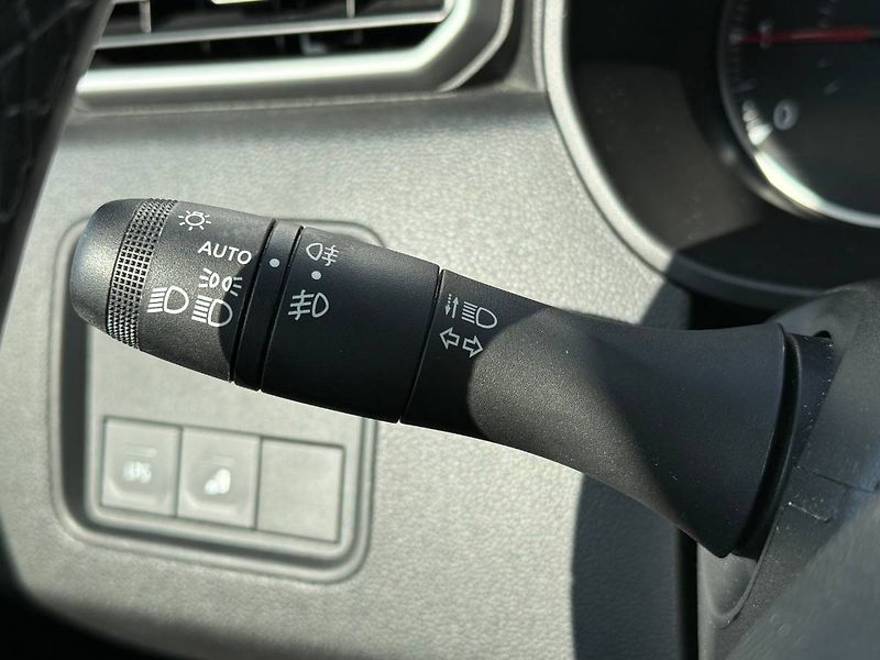 Dacia Duster (2023) 1.0 TCe 67 kW Journey LPG - fotka 17 z 25