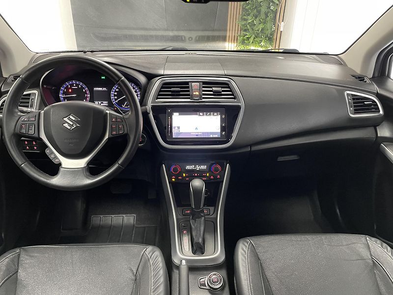 Suzuki SX4 S-Cross 1.4 BJ 4x4 AT REZERVACE - fotka 23 z 30
