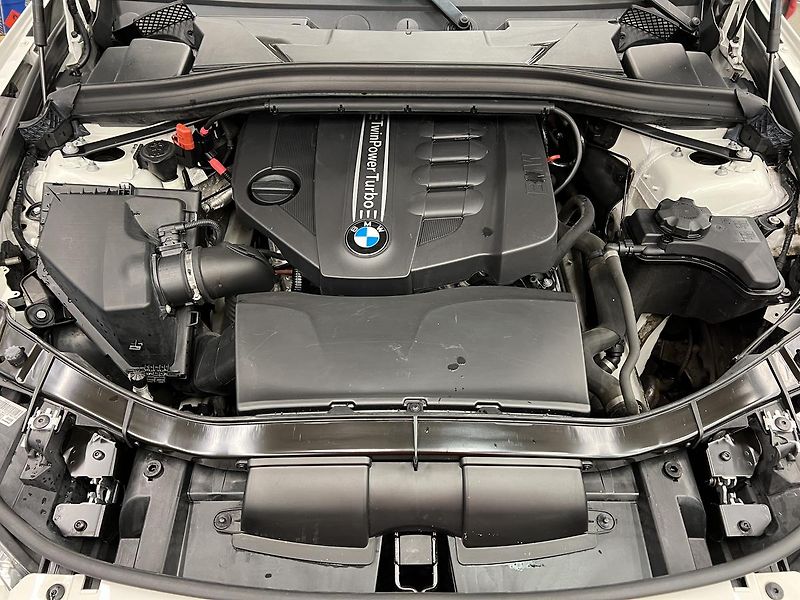 BMW X1 E84 18D 2.0D 105kW - fotka 13 z 15