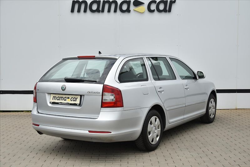 Škoda Octavia 1.6 TDI  77kW KLIMA SERVIS.KN. - fotka 7 z 19