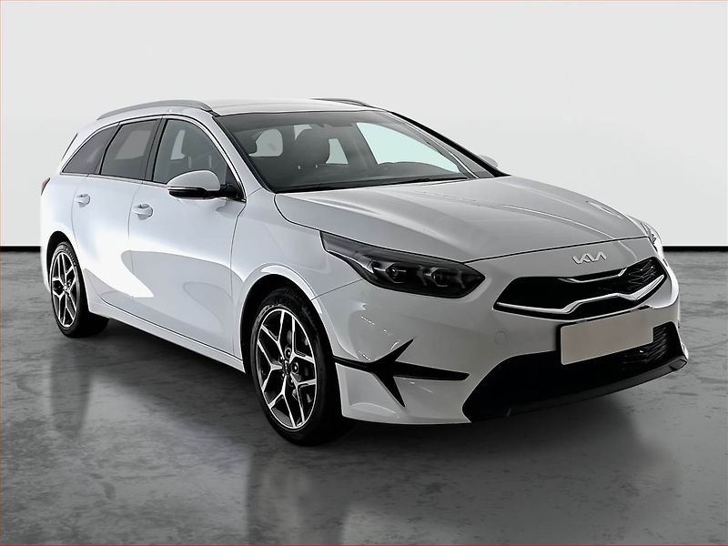Kia Ceed (2023) Top 1.5 T-GDI - fotka 1 z 17