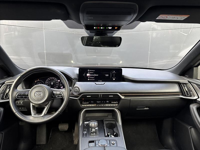 Mazda CX-80 2,5 PHEV HOMURA PLUS 8AT AWD - fotka 9 z 13