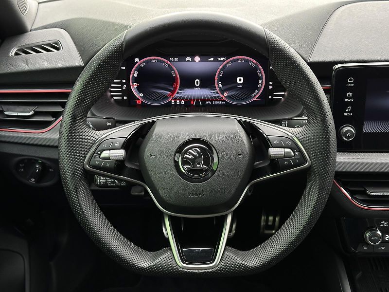 Škoda Scala 1.0TSi 116PS Monte Carlo Matri - fotka 21 z 46