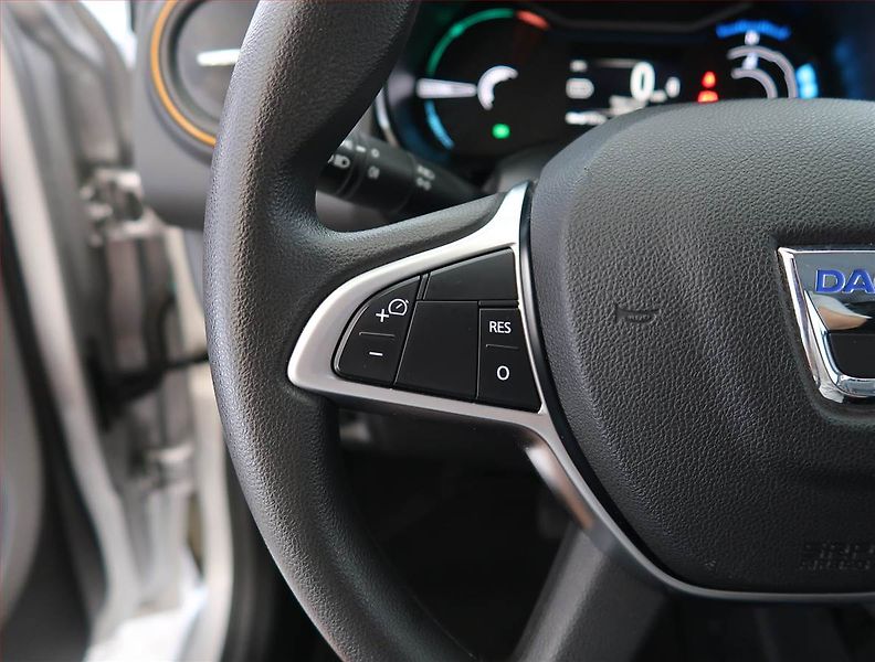 Dacia Spring (2022) Electric 45 (27 kWh), SoH 91% - fotka 17 z 22