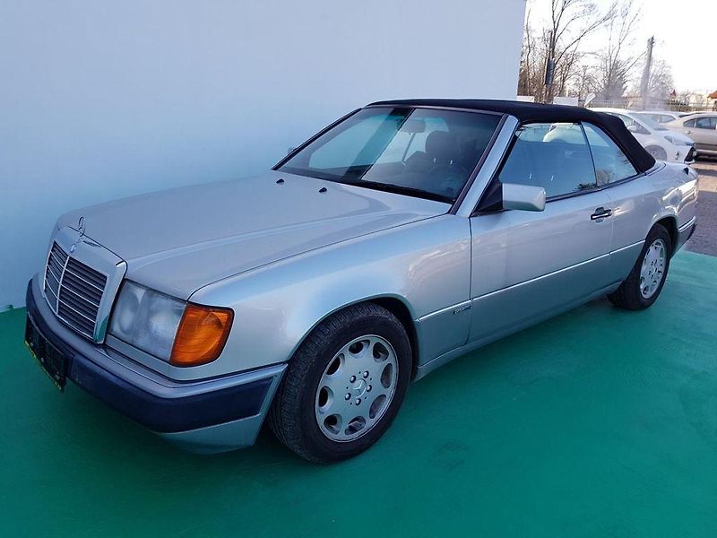 Mercedes-Benz Ostatní 300 CE-24CA KABRIO - fotka 3 z 21