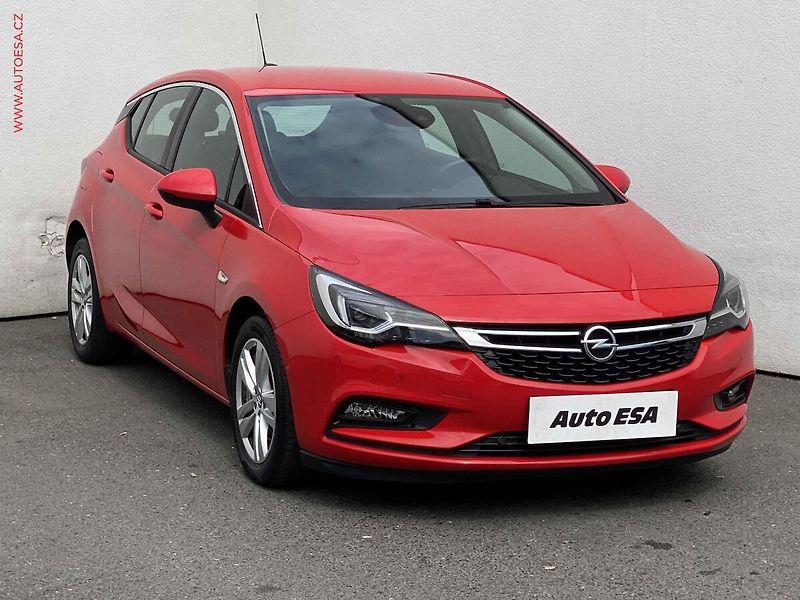 Opel Astra (2017) 1.4 T, ČR, AC, LED, park - fotografie inzerátu