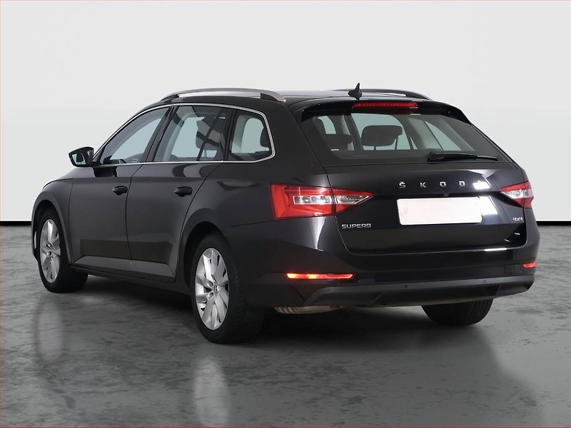 Škoda Superb (2021) Style 2.0 TDI - fotka 4 z 20