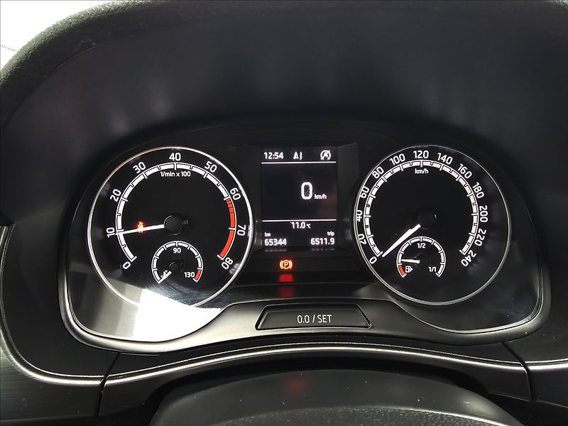 Škoda Fabia III 1,0 MPi55 KW Soleil - fotka 15 z 43