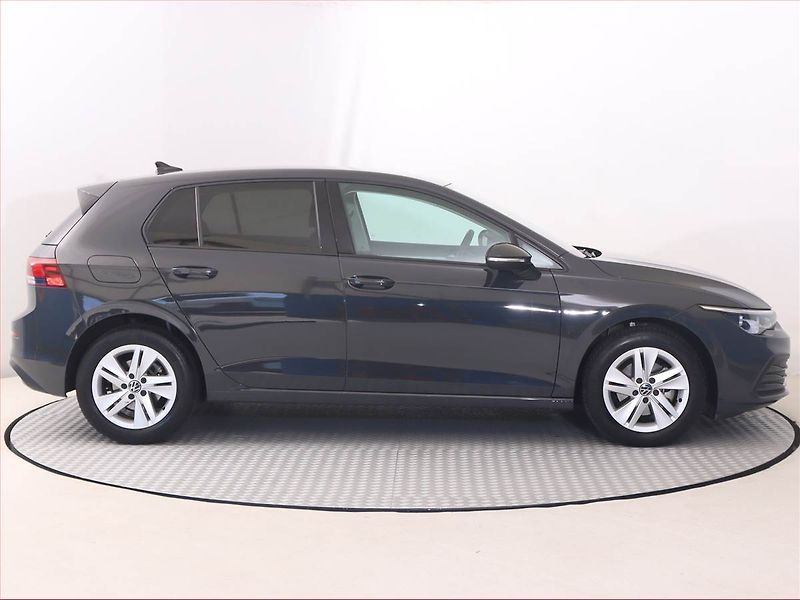 Volkswagen Golf (2024) Limited 2.0 TDI - fotka 6 z 18