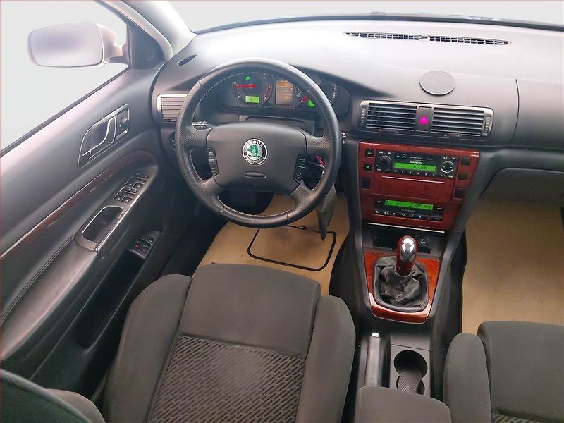 Škoda Superb (2003) Ambiente 2.5 TDI, Eko.zaplacen - fotka 7 z 14