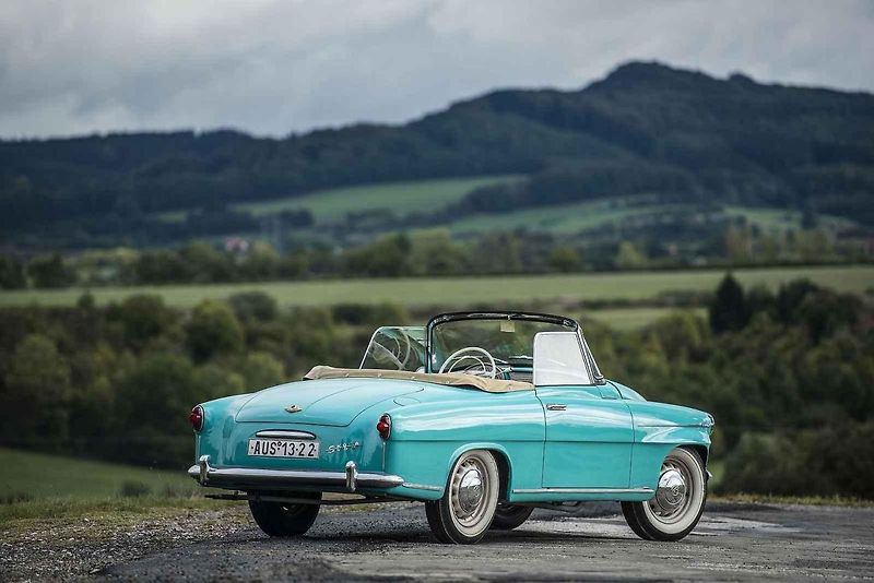 Škoda 450 se začala vyrábět před 65 lety