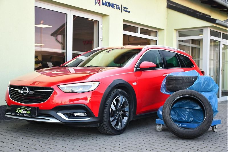 Opel Insignia 2.0CDTi COUNTRY TOURER 4X4 ČR - fotka 2 z 45