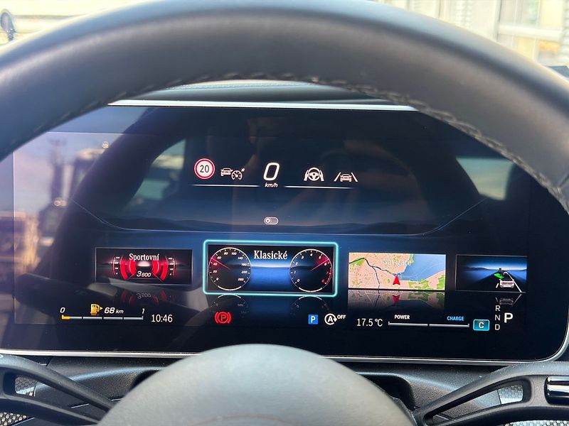 Mercedes-Benz CLE 300 4MATIC AMG Cabrio - fotka 27 z 35