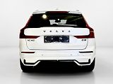 Volvo XC60 (2026) B5 PLUS BLACK + 4SERVIS/ZÁRUKA - náhled 7