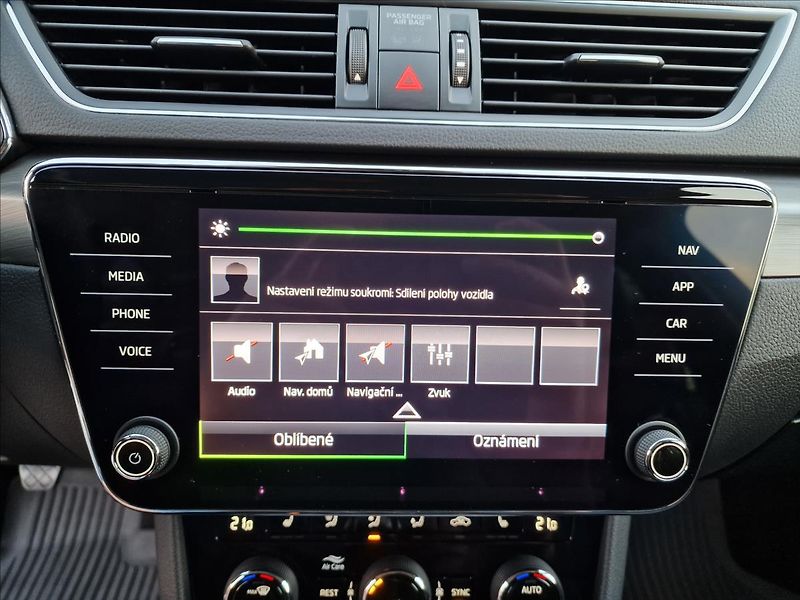 Škoda Superb 2.0 TDI 110kW Style,ČR,1.Maj. - fotka 30 z 50