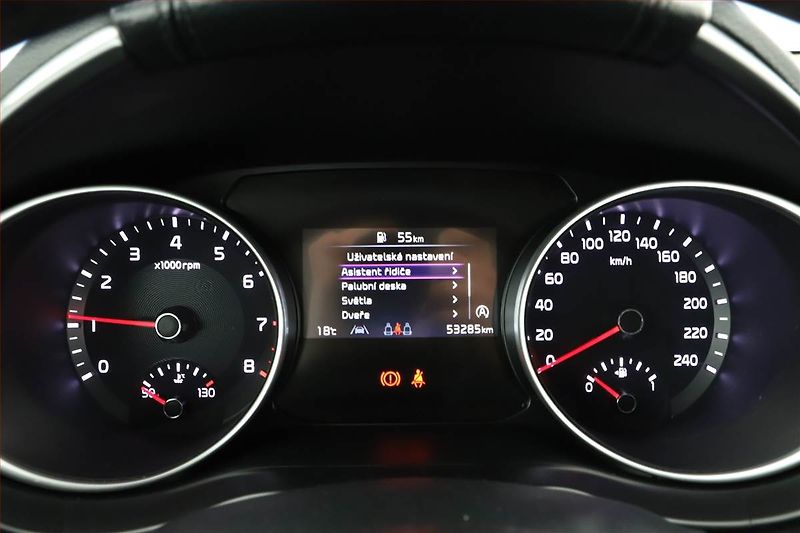 Kia Ceed (2023) Spin 1.0 T-GDI, SPIN, DPH - fotka 8 z 14