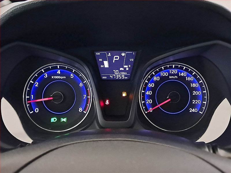 Hyundai ix20 (2017) 1.6 CVVT, Automat - fotka 11 z 16