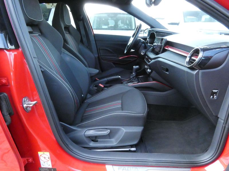 Škoda Fabia IV Monte Carlo 1.5 TSI /110kW - fotka 22 z 30