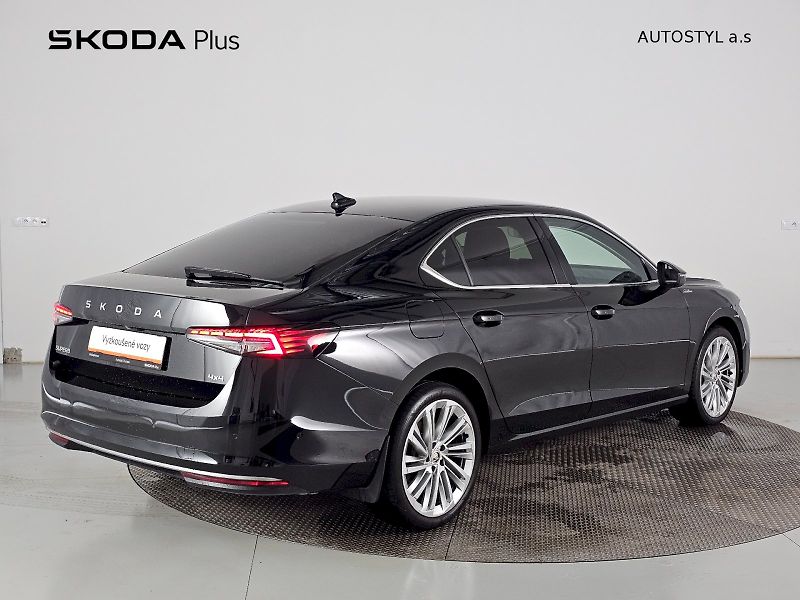 Škoda Superb (2024) 2.0TSI 195KW 4X4 Laurin a Klem - fotka 2 z 34