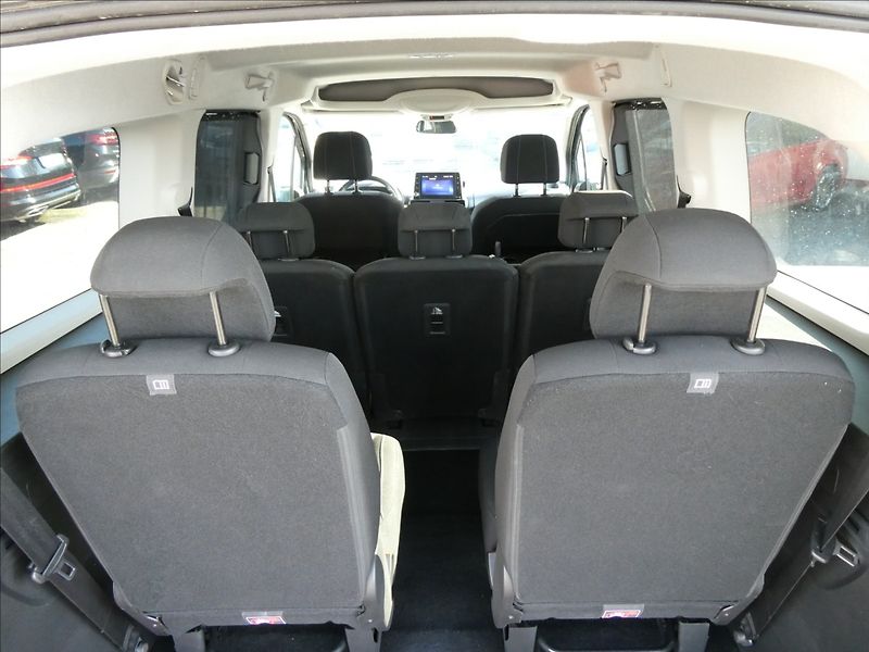 Toyota ProAce City Verso 1,2 T 96kW Long 7.míst,AT8,ČR - fotka 19 z 44