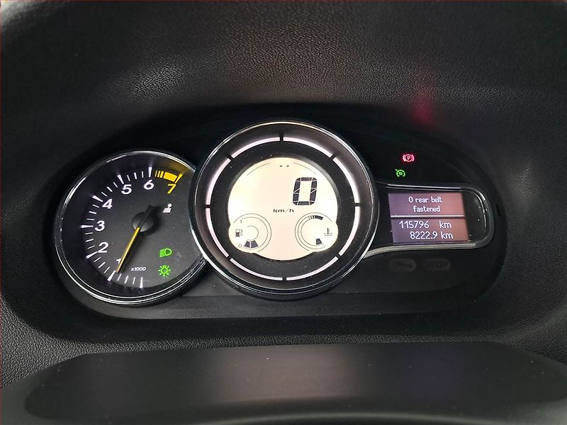 Renault Mégane (2012) 1.2 TCe, Tempomat - fotka 11 z 18