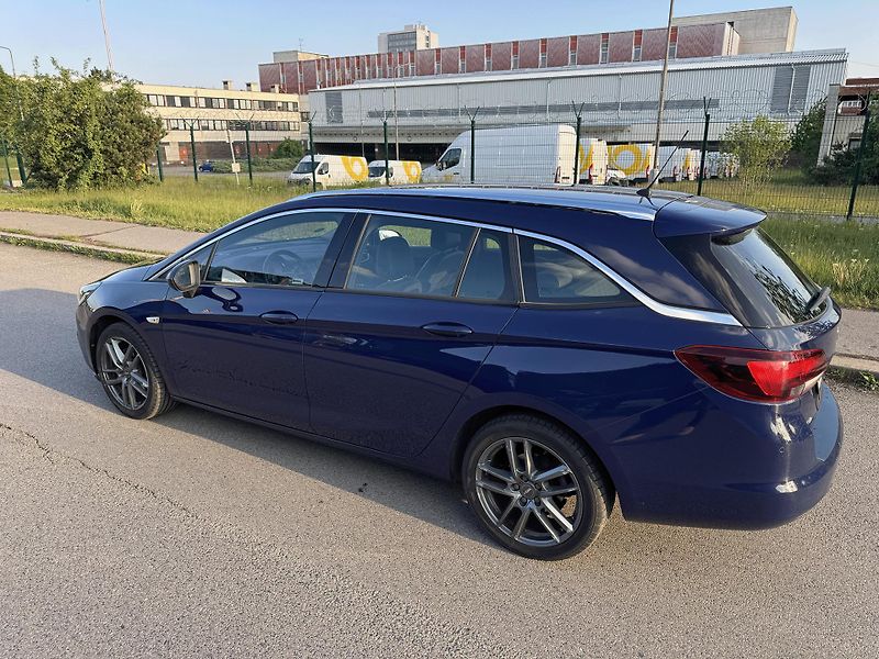 Opel Astra (2016) Sports Tourer 1.4 Turbo, 110kW - fotka 8 z 23