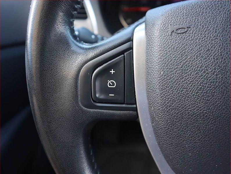 Renault Laguna (2013) 2.0 dCi, Automat, Serv.kniha - fotka 16 z 18