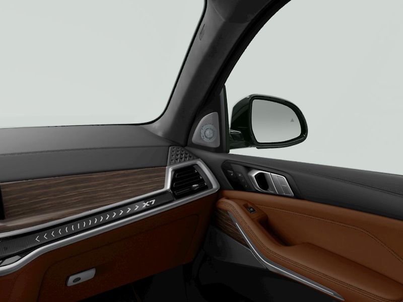 BMW X7 xDrive40i - fotka 10 z 12