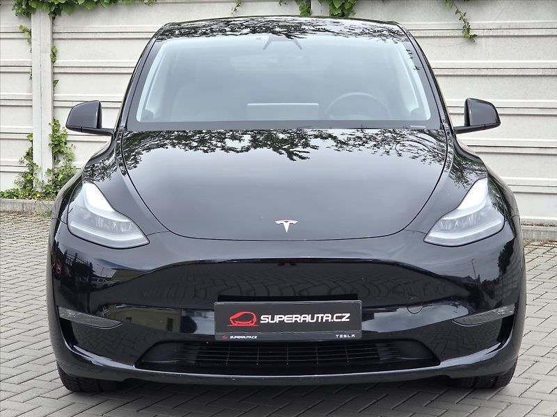Tesla Model Y 378kW 4x4 LR Tažné zař. NEHAVA - fotka 2 z 22