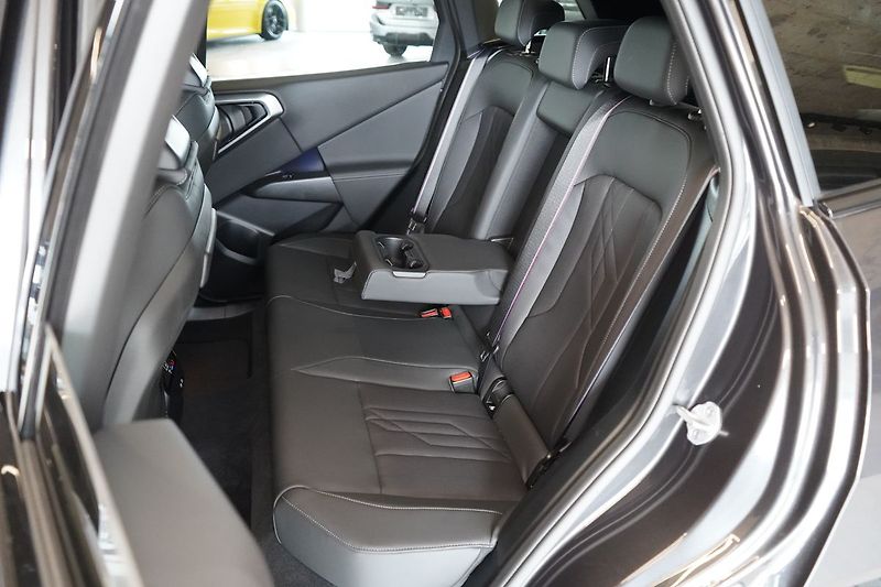 BMW X3 M50 xDrive, M PRO, H/K, Tažné - fotka 47 z 50