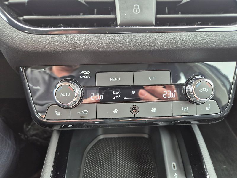 Škoda Kamiq (2025) SELEC TSI 85/1.0 M6F - fotka 29 z 30