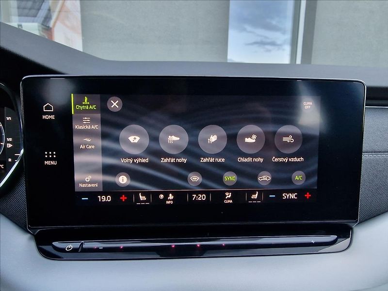 Škoda Octavia 2.0 TDi Style,původ ČR,1.Maj. - fotka 33 z 50