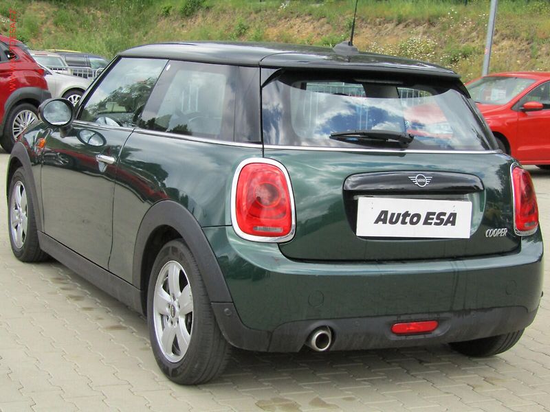 Mini Cooper (2018) 1.5i, 1.maj,ČR, AT, +kola - fotka 6 z 20