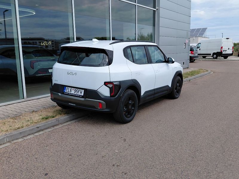 Kia EV2 AIR elektromotor 108kW/145k - fotka 8 z 12