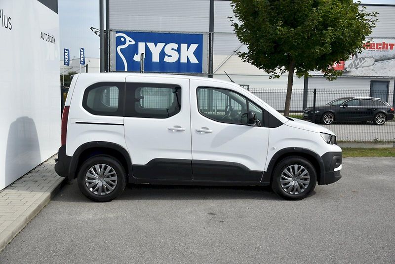 Peugeot Rifter (2022) 1.5 HDI 75kW - fotka 13 z 27