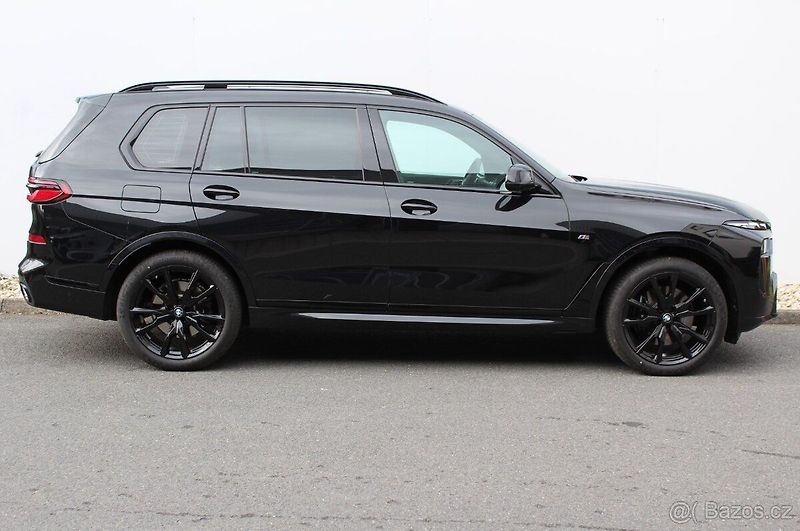 BMW X7 xDrive40d Mpaket - fotka 3 z 17