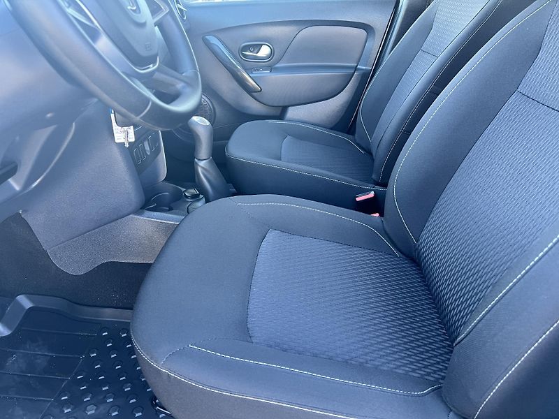 Dacia Sandero 1.0SCe KAMERA PŮVOD ČR 1.MAJ. - fotka 11 z 42
