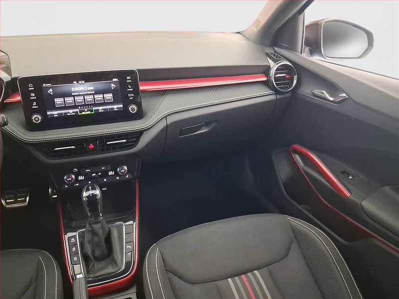 Škoda Fabia (2025) 1.0 TSI, MONTE CARLO, AUTOMAT - fotka 8 z 15
