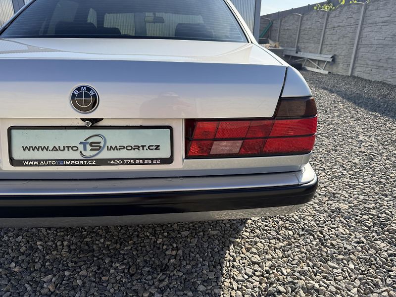 BMW Řada 7 730i 190PS SHADOWLINE EXTRA!!! - fotka 42 z 156