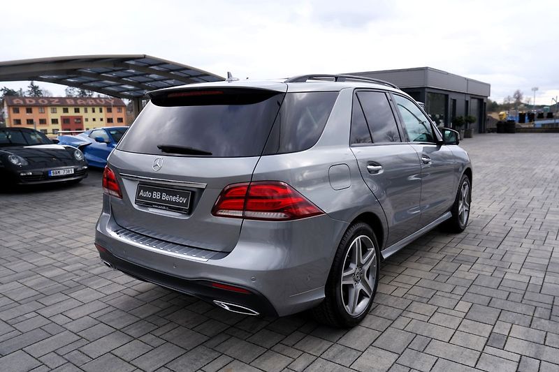Mercedes-Benz GLE 350d 4Matic AMG/20/ČR - fotka 6 z 35