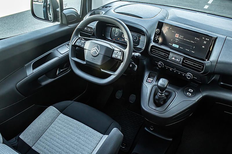 Citroën Berlingo (2026) 1,5 XL PLUS Diesel 130k+KAMERA - fotka 8 z 17