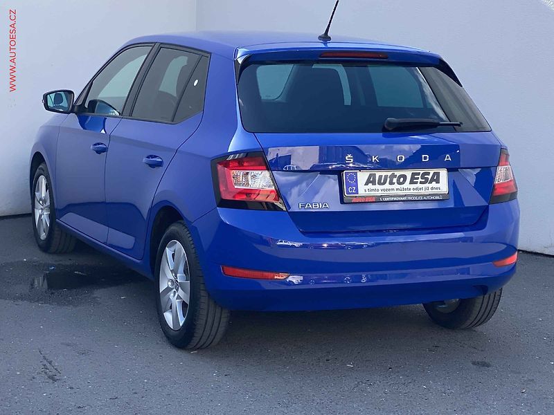 Škoda Fabia (2020) 1.0 TSi, 1.maj,ČR, Ambition - fotka 6 z 13