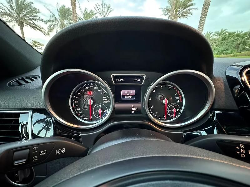 Mercedes-Benz GLE (2017) Silné SUV 4Matic s V6 - fotka 12 z 19