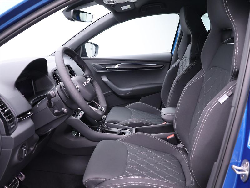 Škoda Karoq 2,0 TDI 4x4 DSG Sportline DPH - fotka 13 z 41